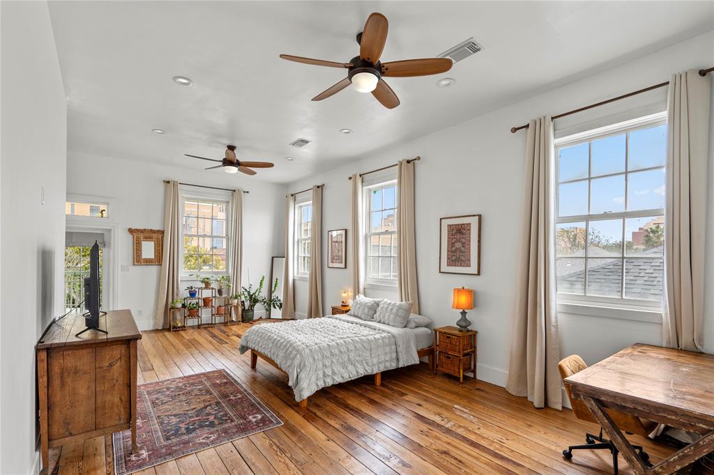 1114 Postoffice Street, Galveston, Texas image 22