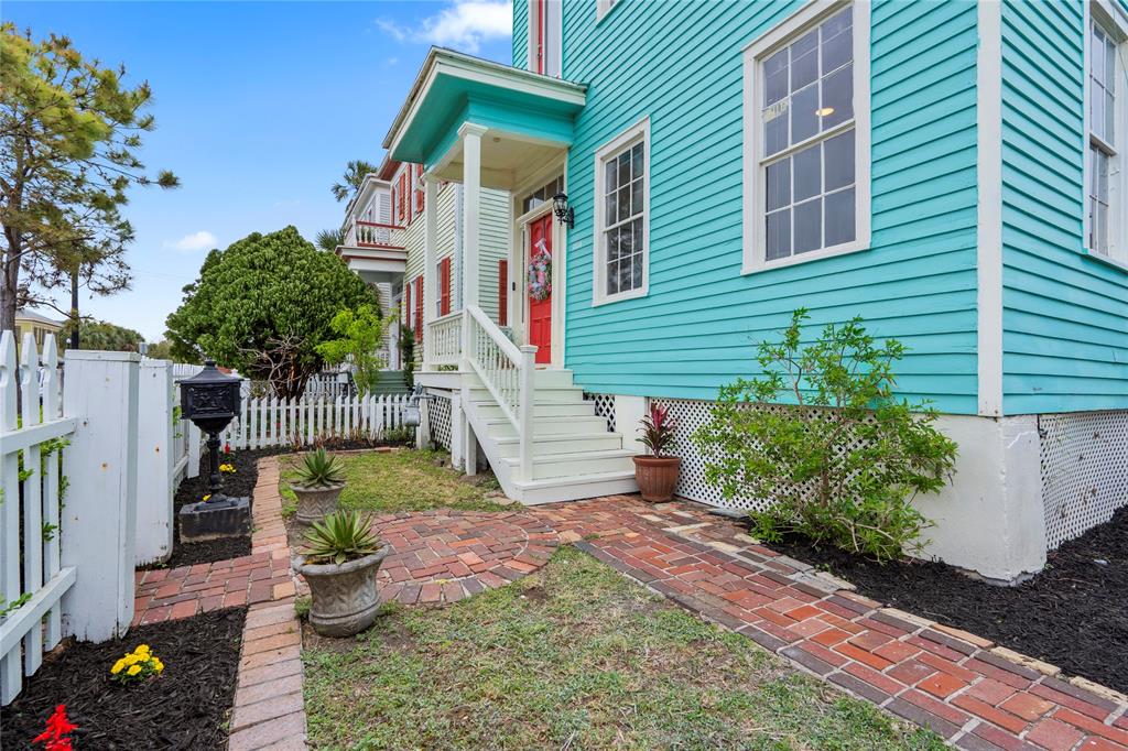 1114 Postoffice Street, Galveston, Texas image 5