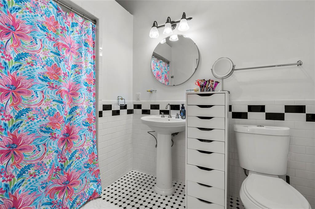 1114 Postoffice Street, Galveston, Texas image 19