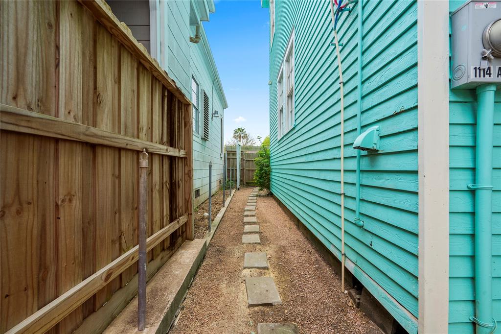1114 Postoffice Street, Galveston, Texas image 38