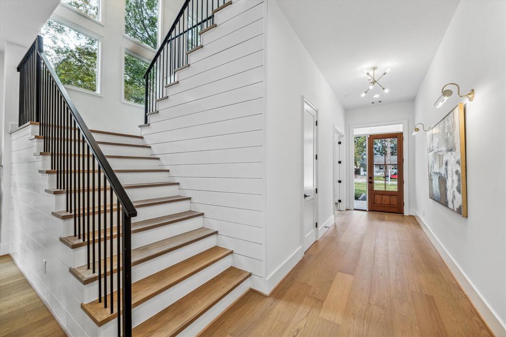 219 W 34th Street