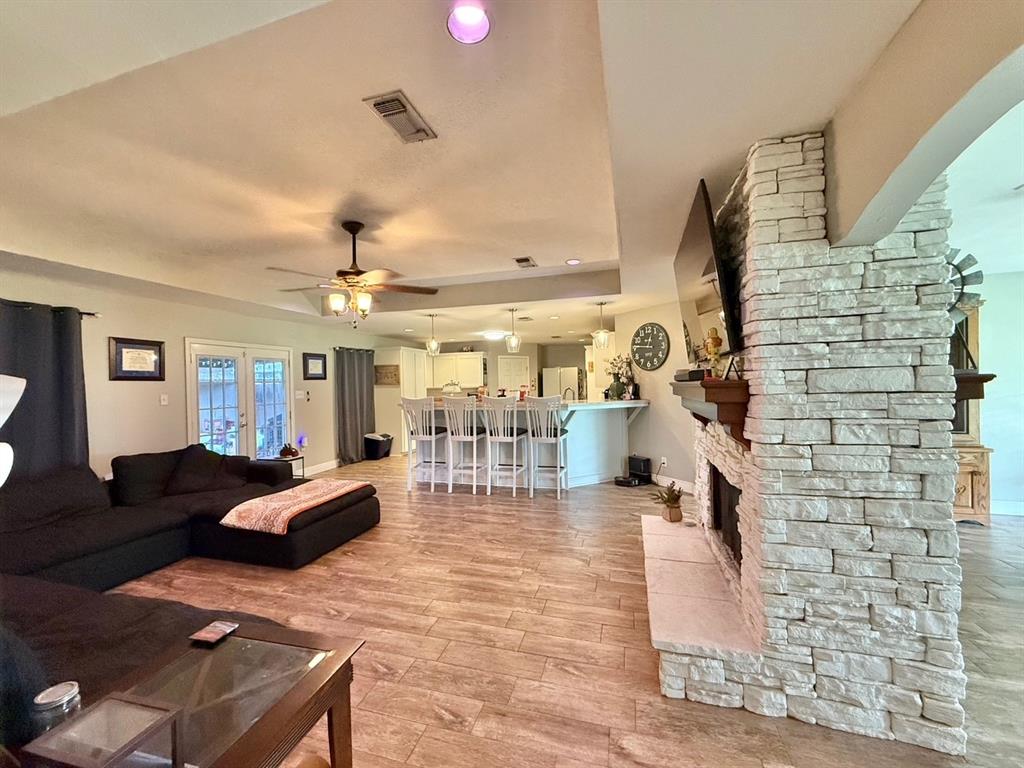 8417 Shakespeare Drive, Orange, Texas image 17