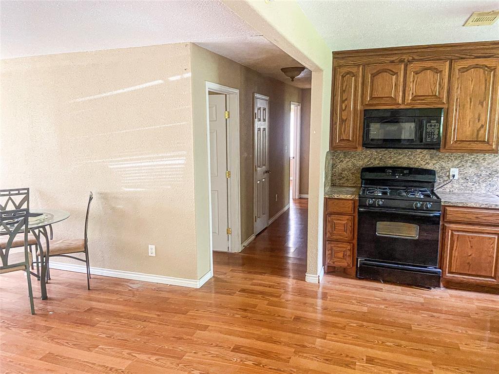 340 Warner Street, Bridge City, Texas image 6