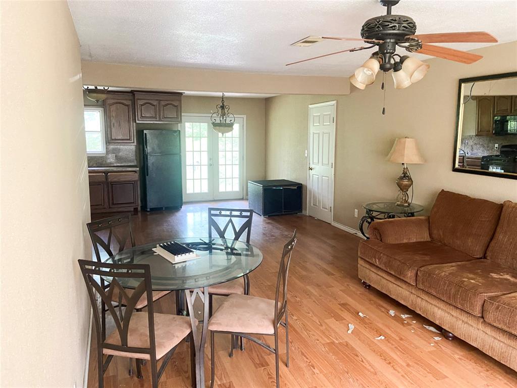 340 Warner Street, Bridge City, Texas image 4