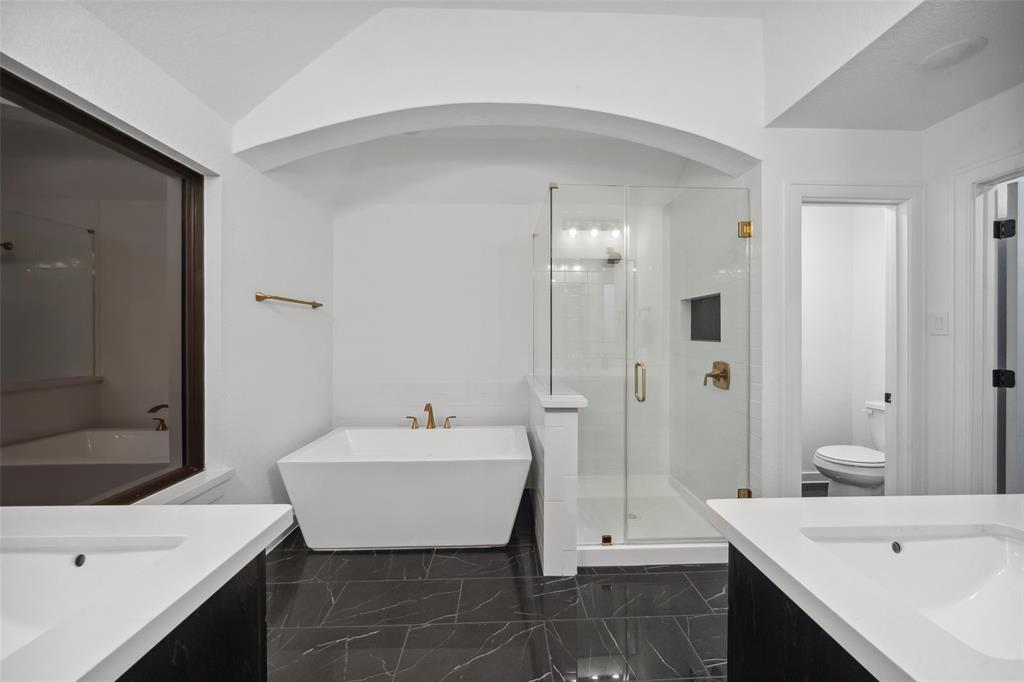 324 S Opulent Drive, Montgomery, Texas image 32