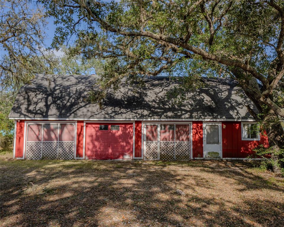 39A County Road 297, Sargent, Texas image 2
