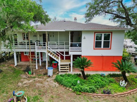 A home in Brazoria