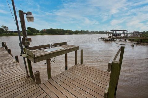 A home in Brazoria