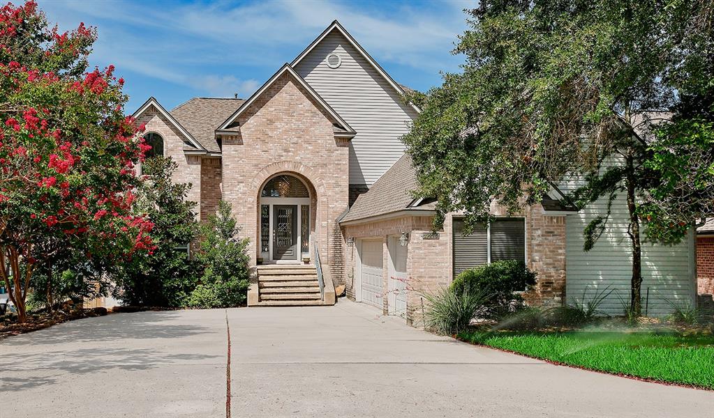 12374 Lake Vista Drive