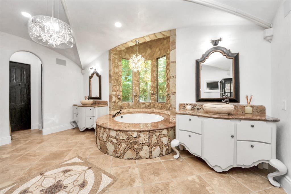 2426 Blue Lake Drive, Magnolia, Texas image 21