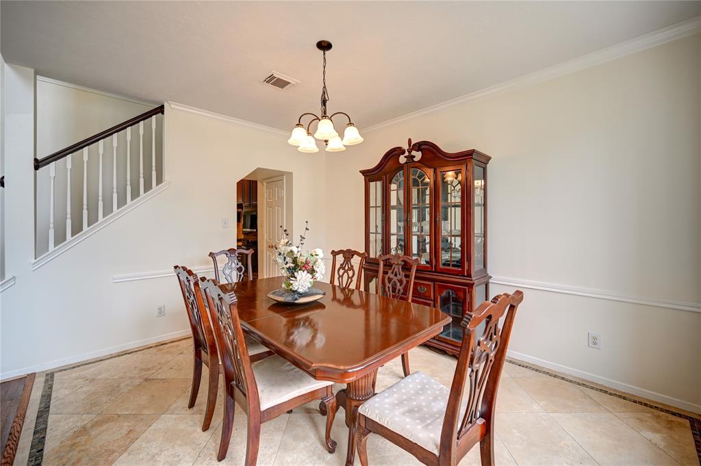 11906 Dinosaur Valley Drive, Sugar Land, Texas image 6