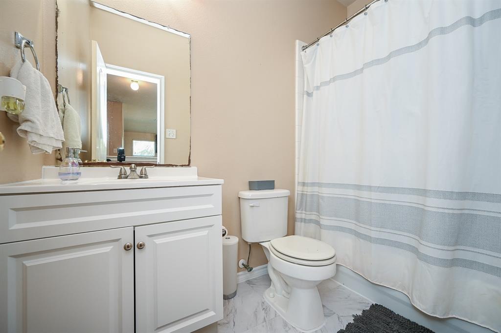 2226 Lauren Court, Deer Park, Texas image 26