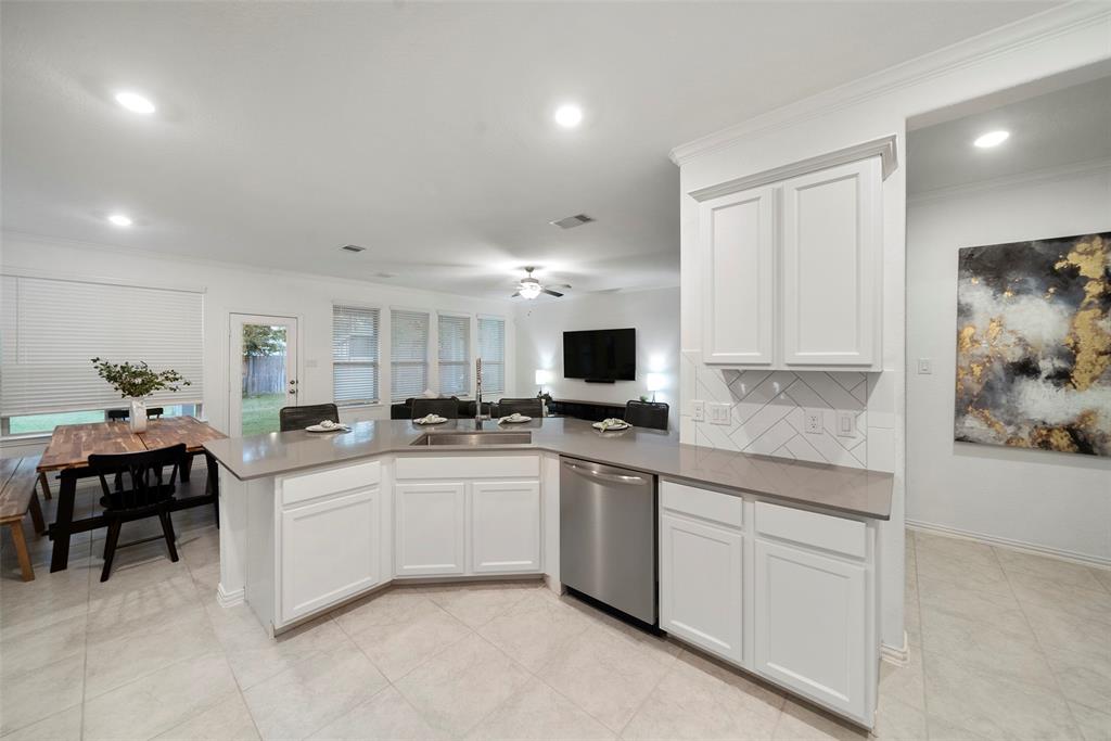 156 E Cascade Heights Drive, Montgomery, Texas image 11
