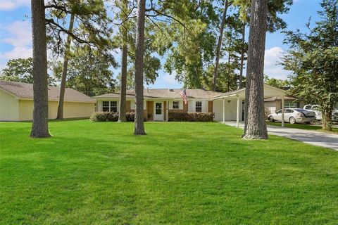 Photo of 326 Broad Ripple Drive, Huffman, TX 77336 (MLS # 38700932)