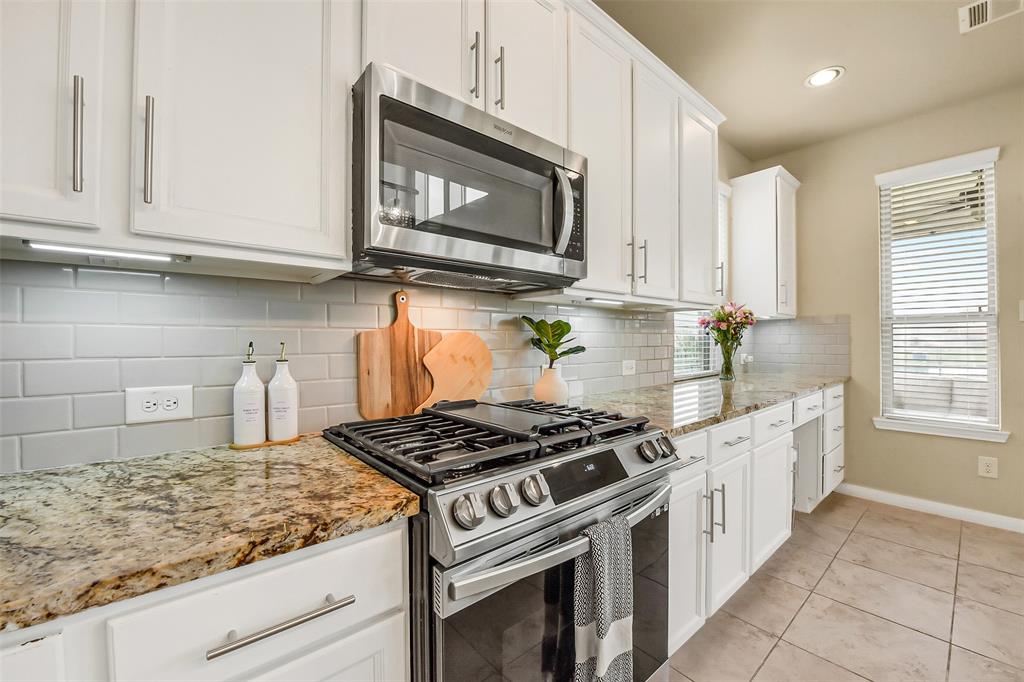 3803 Lake Bend Shore Drive, Spring, Texas image 14