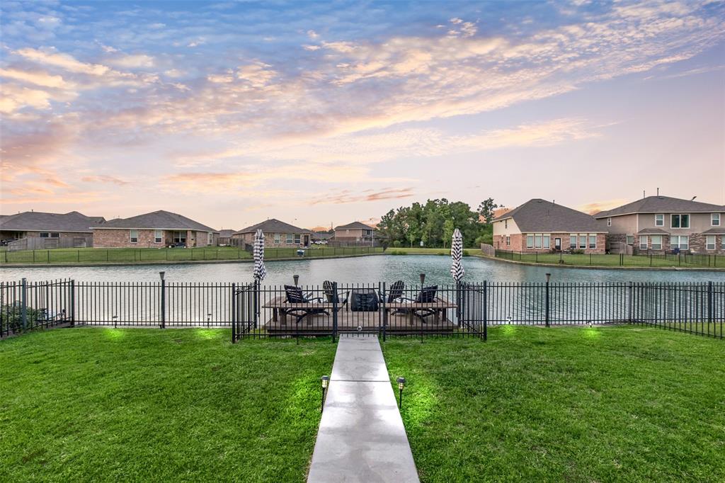 3803 Lake Bend Shore Drive, Spring, Texas image 39