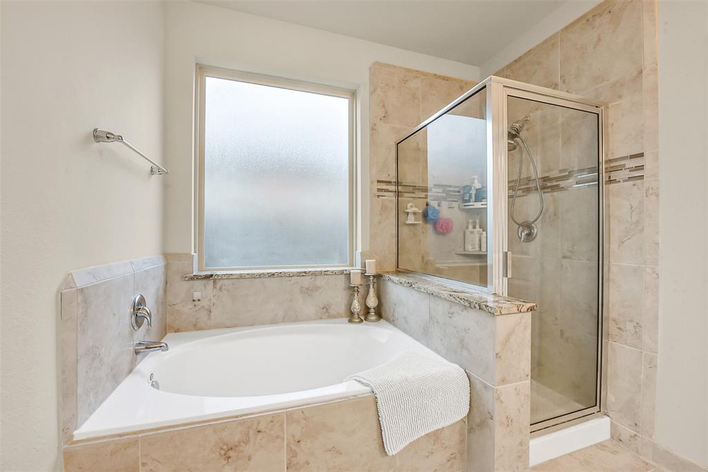 3803 Lake Bend Shore Drive, Spring, Texas image 23