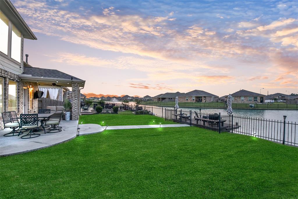3803 Lake Bend Shore Drive, Spring, Texas image 38