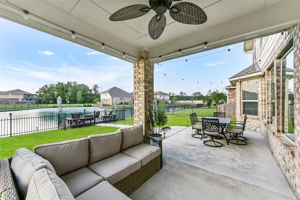 3803 Lake Bend Shore Drive, Spring, Texas image 46