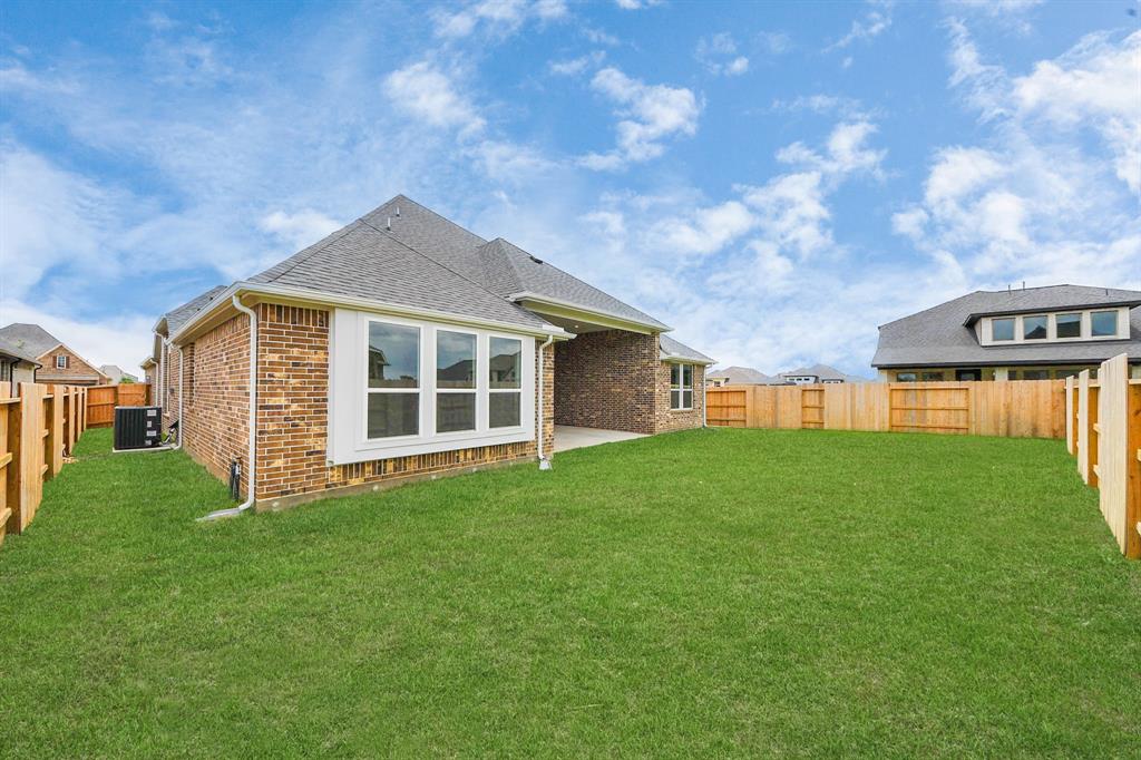 19722 Silver Saddle Lane, Tomball, Texas image 7