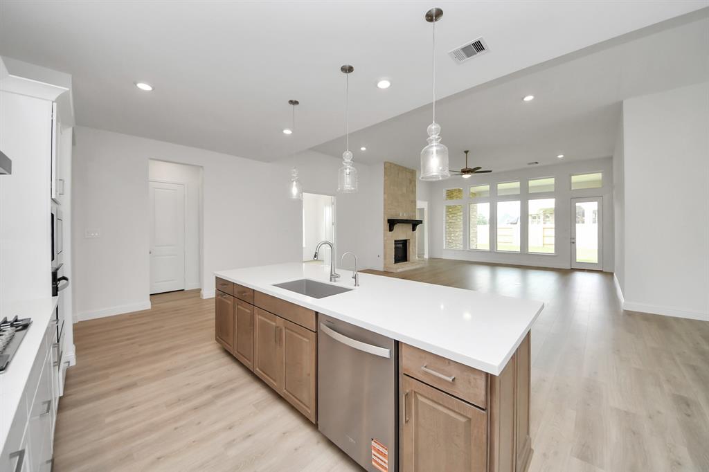 19722 Silver Saddle Lane, Tomball, Texas image 29