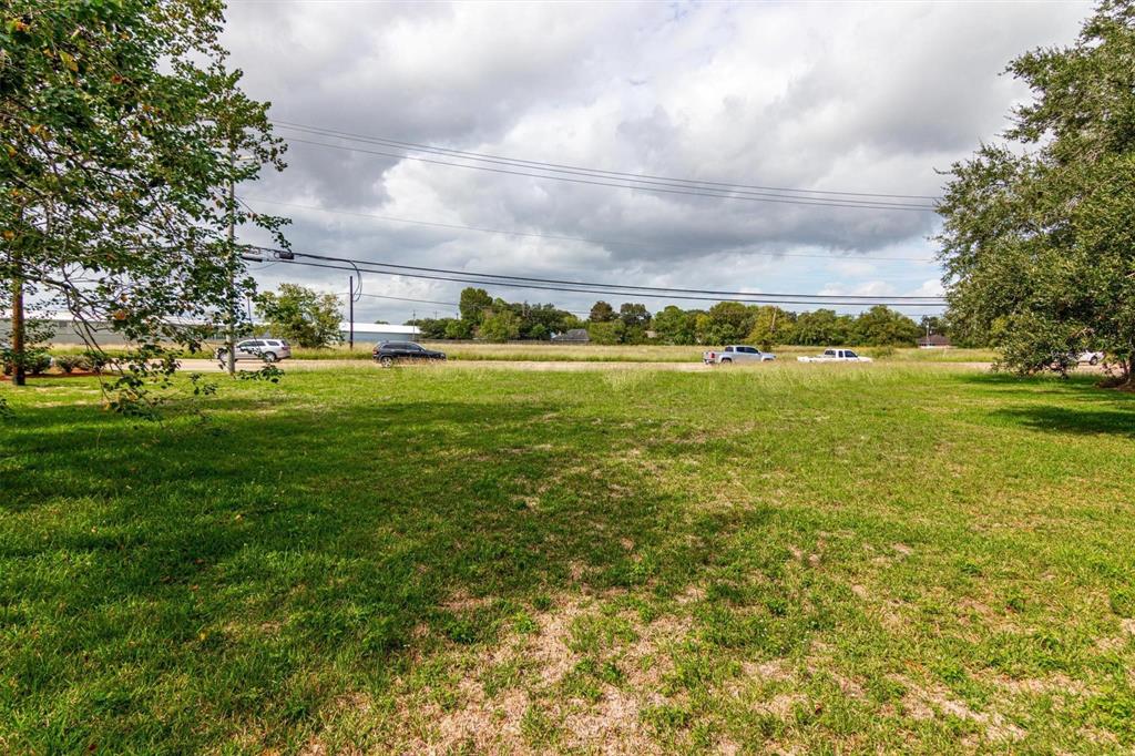 520 Fm 517 Road, Dickinson, Texas image 4