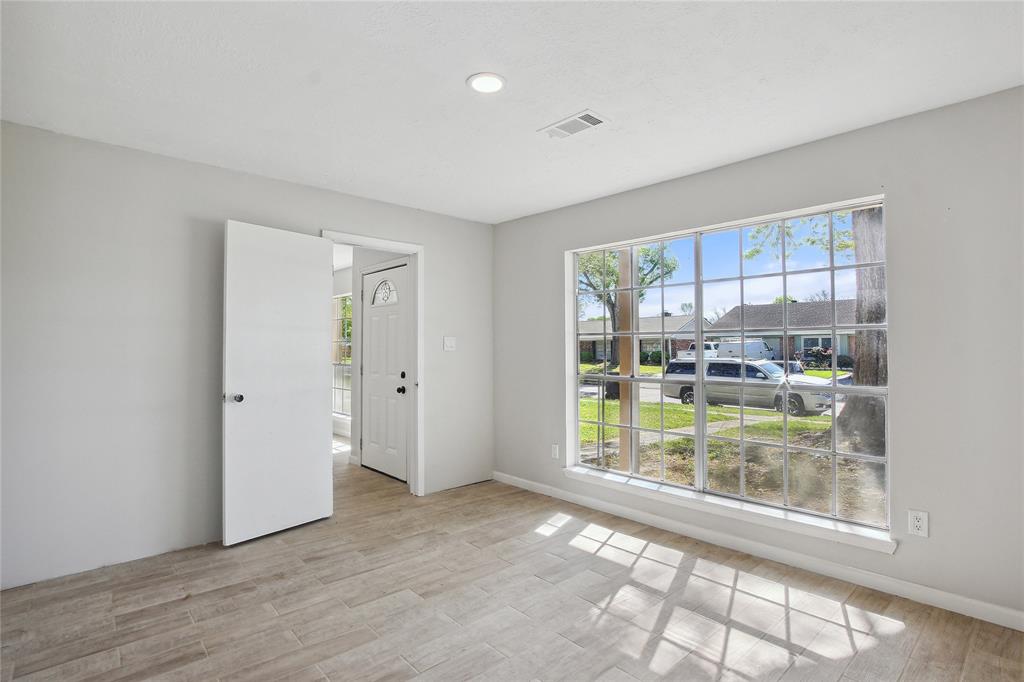 959 Wavecrest Lane, Houston, Texas image 3