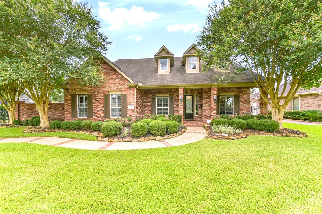 1610 Pine Crest Drive