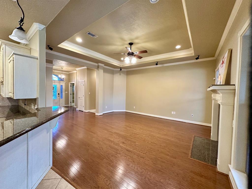 7925 Sweet Bay Street, Beaumont, Texas image 3
