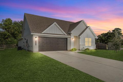 A home in Anahuac