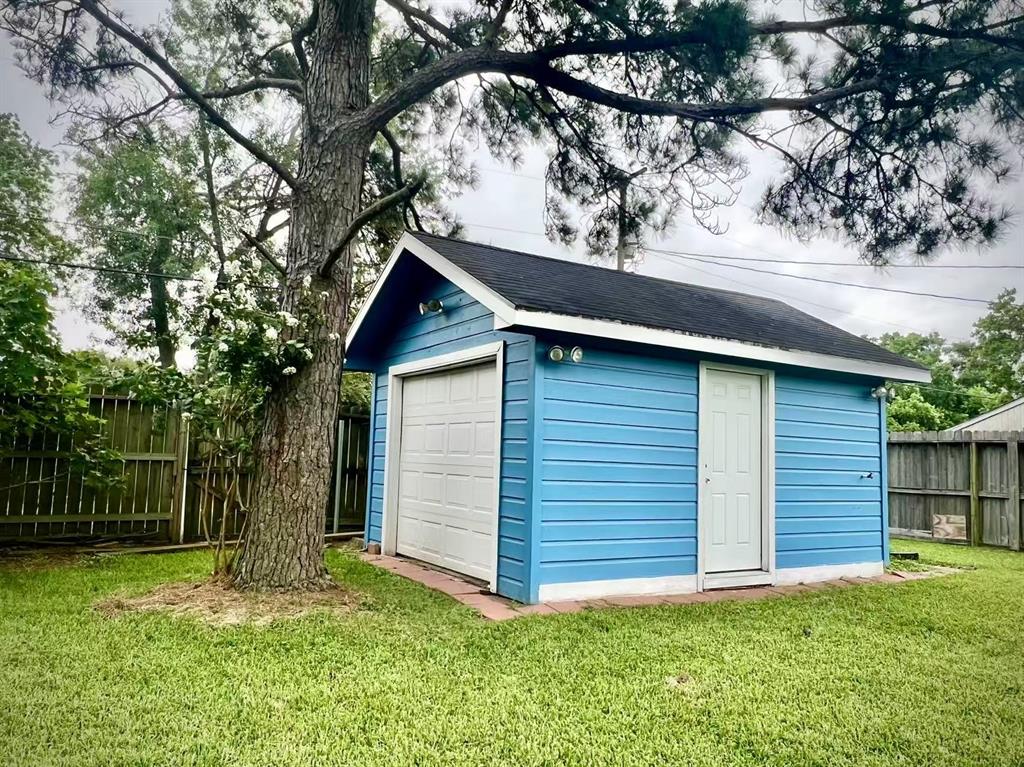 1925 14th Avenue, Texas City, Texas image 28