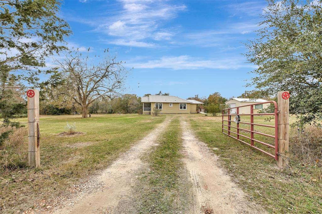 11225 Mount Falls School Road, Washington, Texas image 1