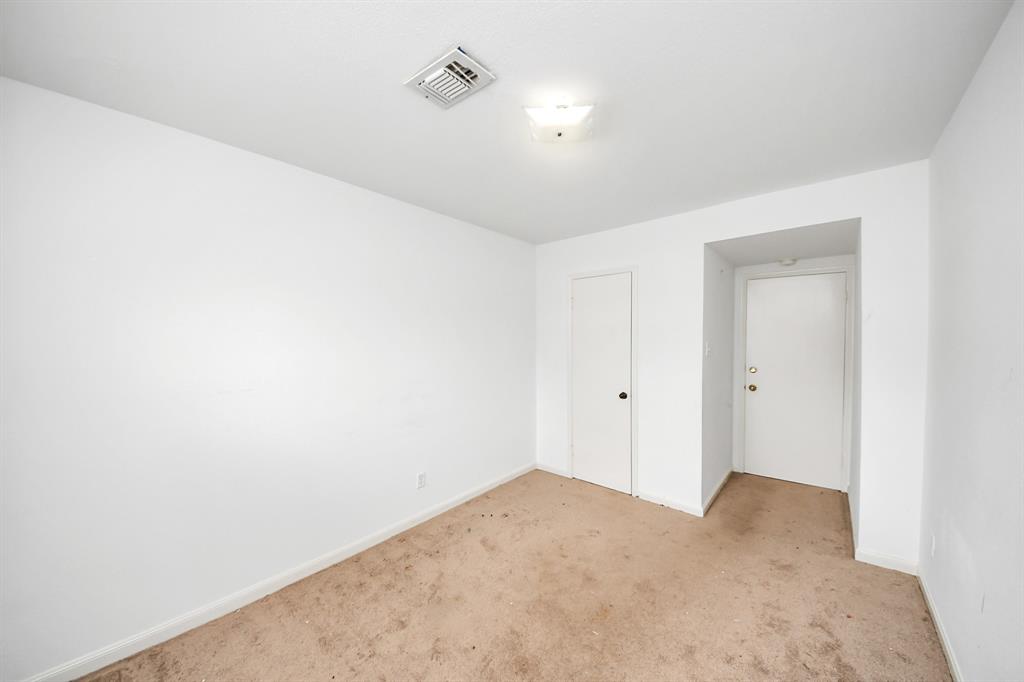 9654 Westview Drive #9, Houston, Texas image 6