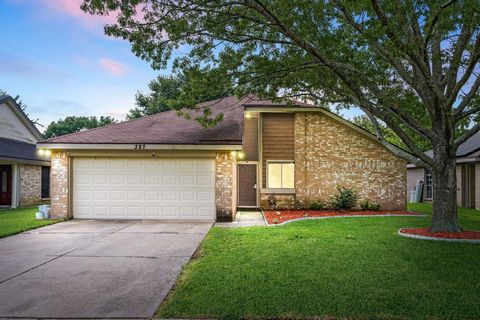 327 Brompton Court Highlands TX 77562
