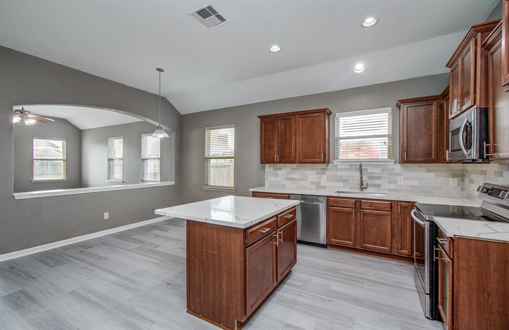 15303 Arnold, Baytown, Texas image 13