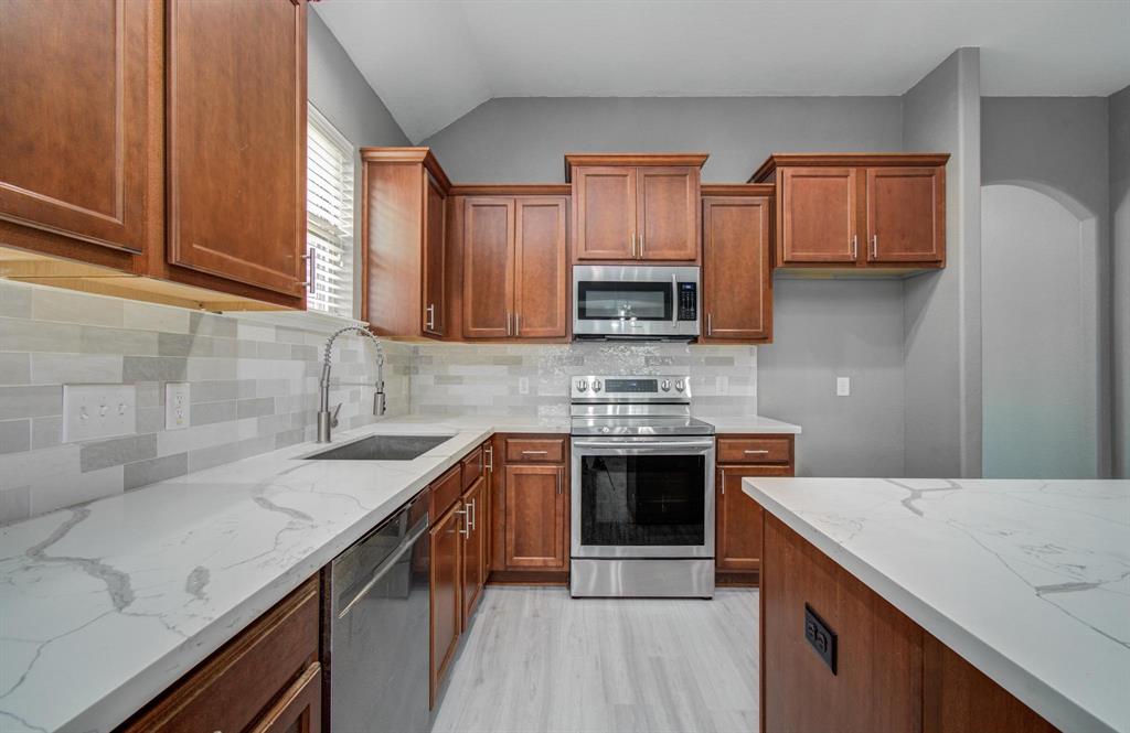 15303 Arnold, Baytown, Texas image 10