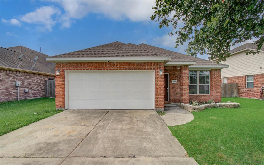 15303 Arnold, Baytown, Texas image 2