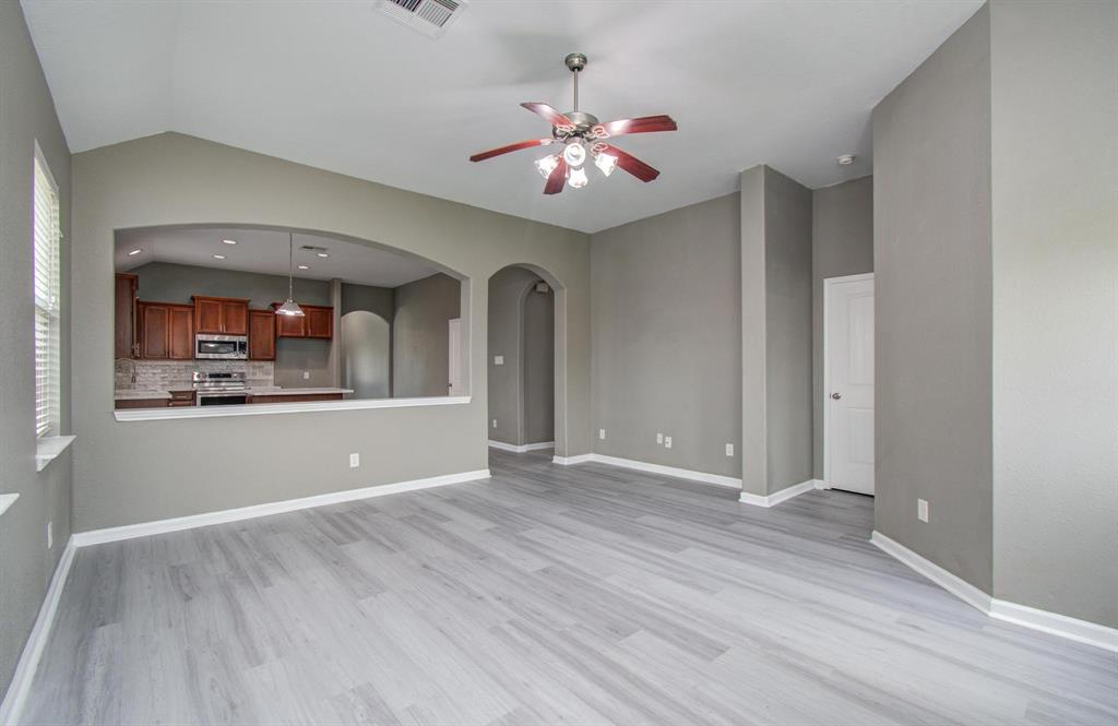 15303 Arnold, Baytown, Texas image 17
