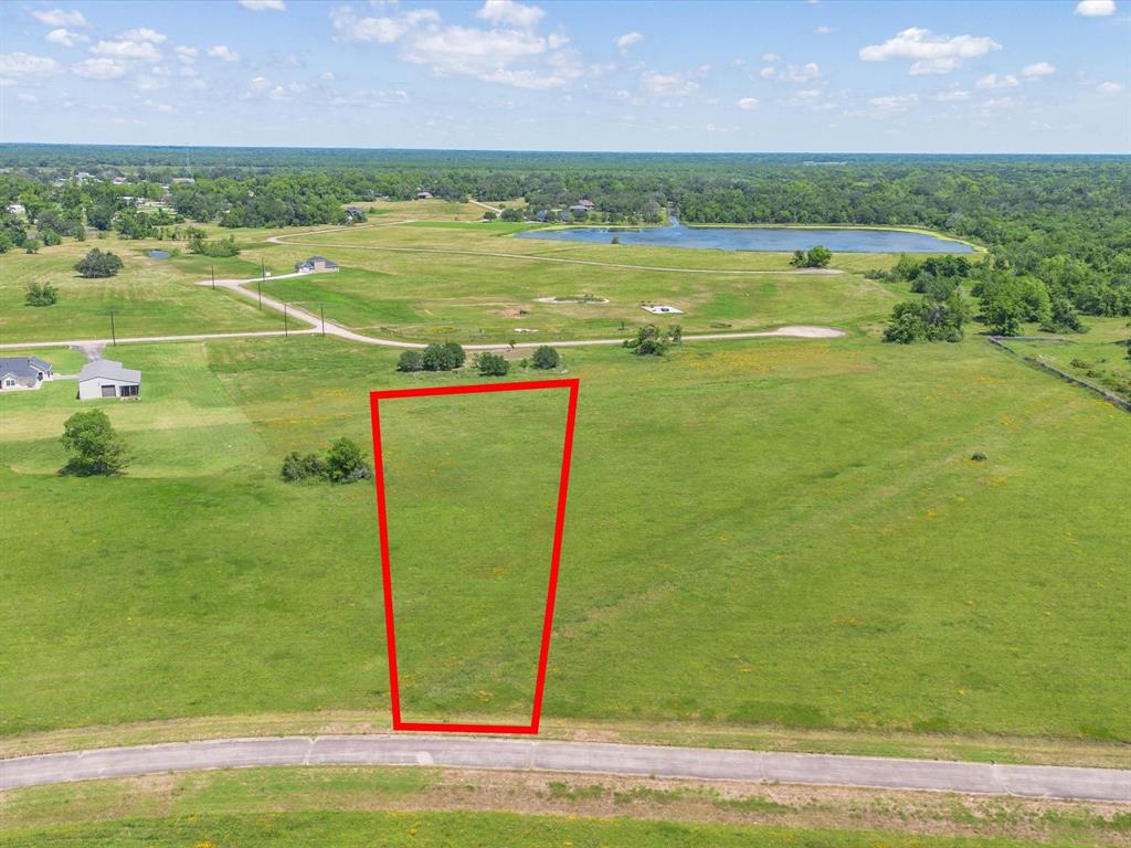 248 Colt Trail, Angleton, Texas image 1