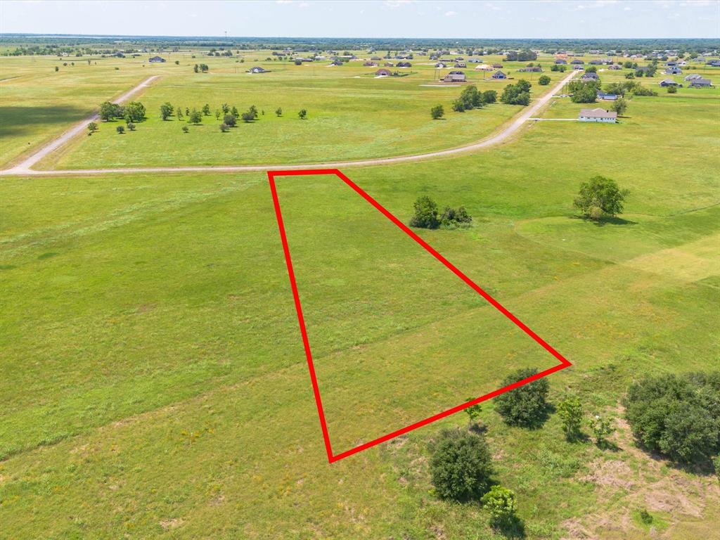 248 Colt Trail, Angleton, Texas image 4