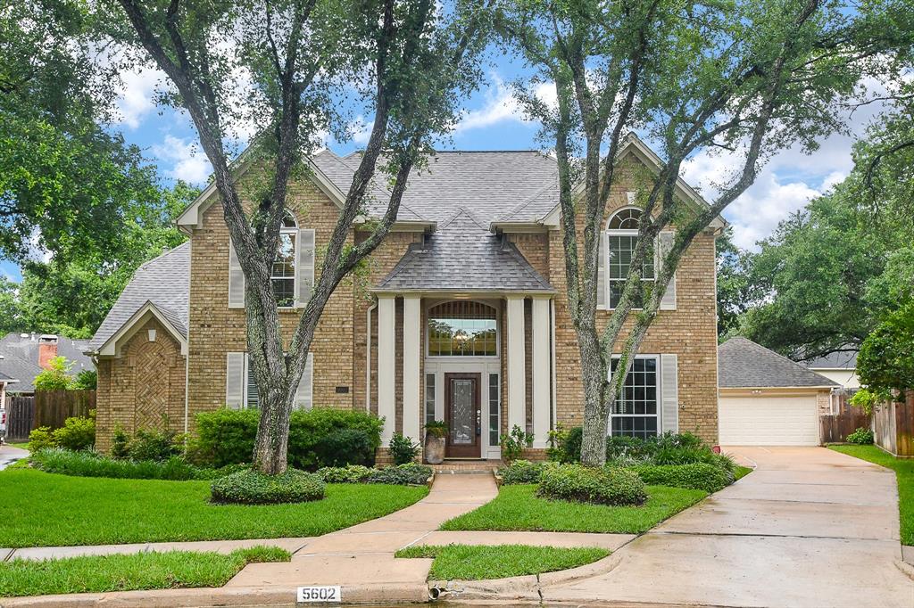 5602 Cottonmist Court, Sugar Land, Texas image 5