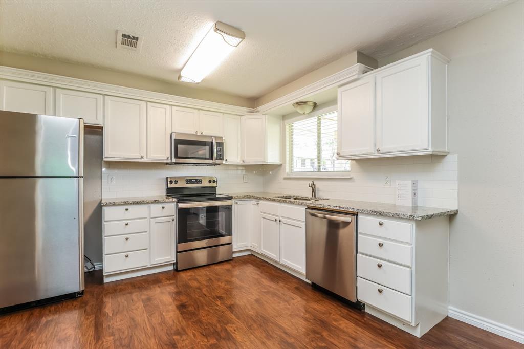 5842 Sackville Close, Humble, Texas image 8