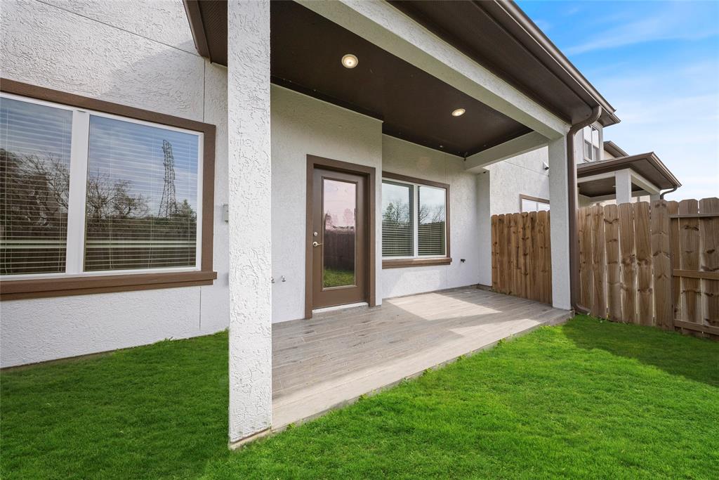 1934 Olivos Street, Missouri City, Texas image 2