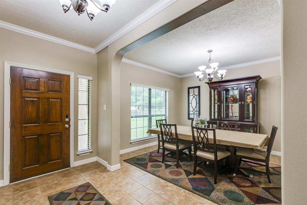 507 Oaks Grande Road, Baytown, Texas image 8