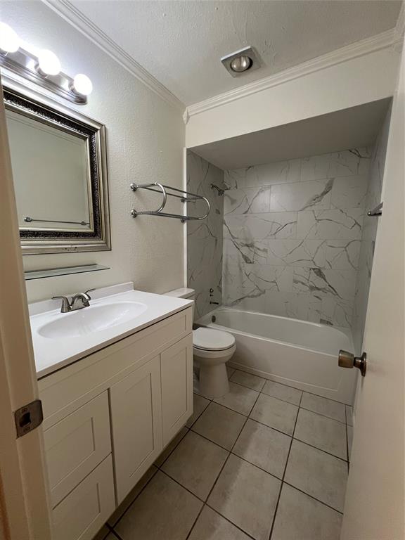 6401 Deihl Road 1402