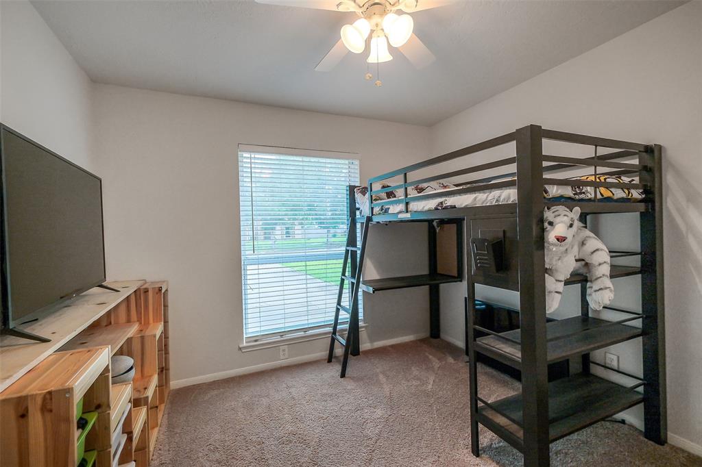 3207 Kempwood Drive, Sugar Land, Texas image 23