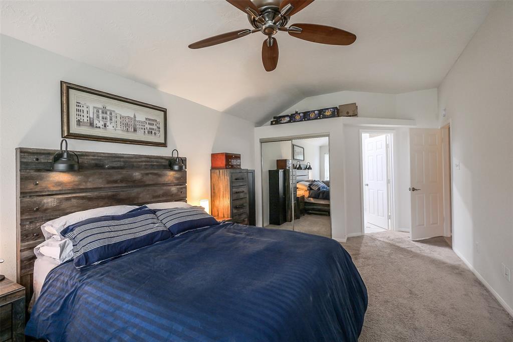 3207 Kempwood Drive, Sugar Land, Texas image 18
