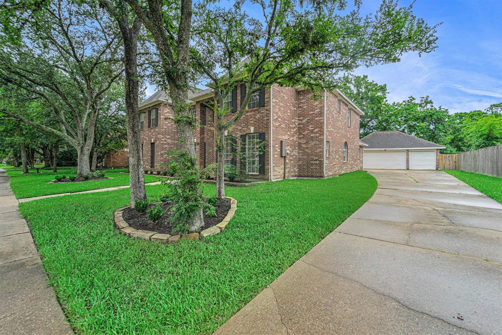 301 Eagle Lakes Drive