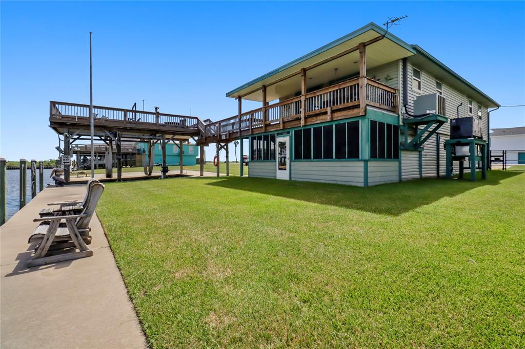 123 Jolly Boat Lane, Freeport, Texas image 1