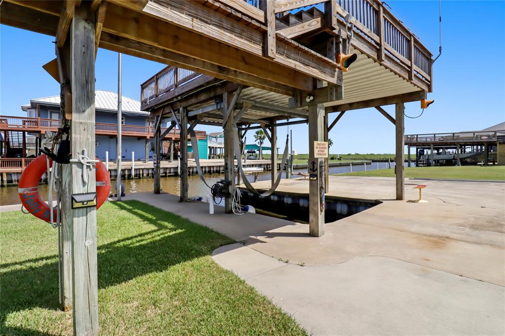 123 Jolly Boat Lane, Freeport, Texas image 9